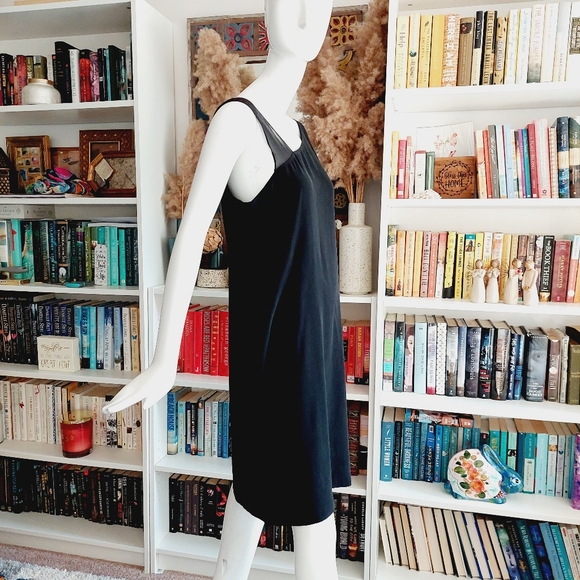 Eileen Fisher 100% Silk Georgette Crepe Asymmetrical Neck Sleeveless Dress - Picture 5 of 9